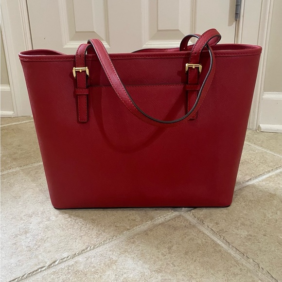 Michael Kors cherry red purse. VGUC, multiple pockets to neatly carry items. - Picture 3 of 13
